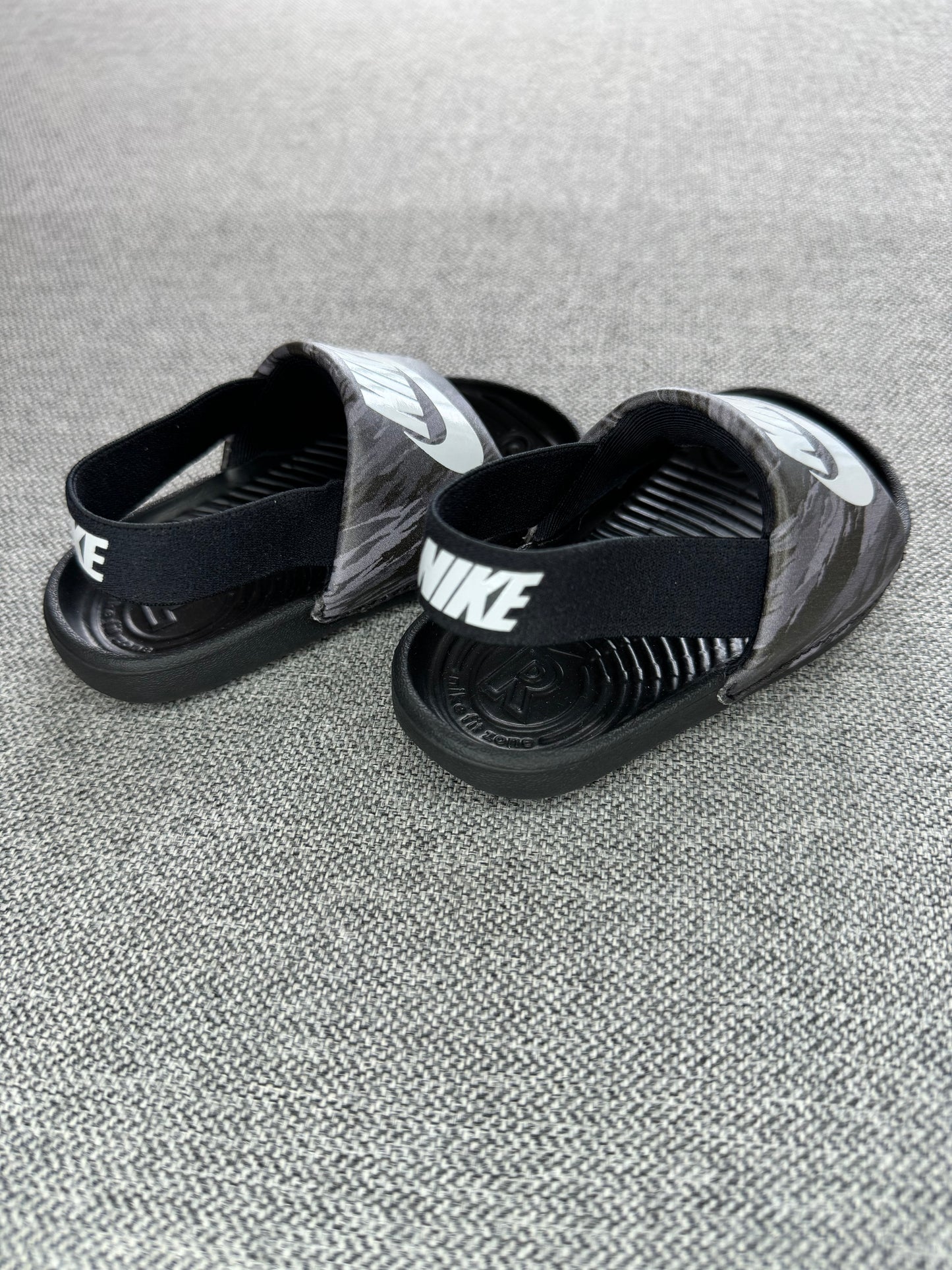 Sandals Nike